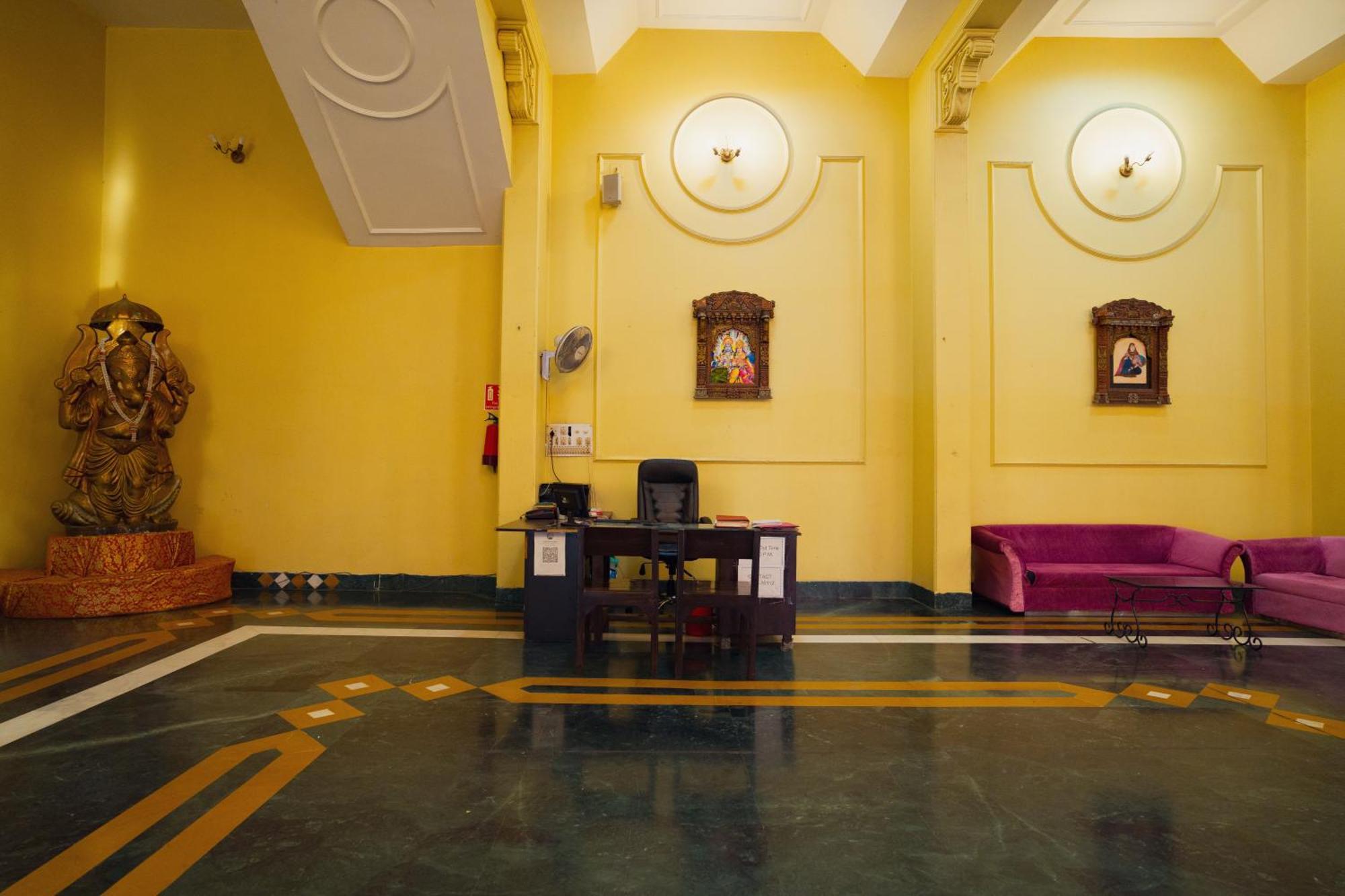 Hotel Girdhar Mahal Indore Luaran gambar