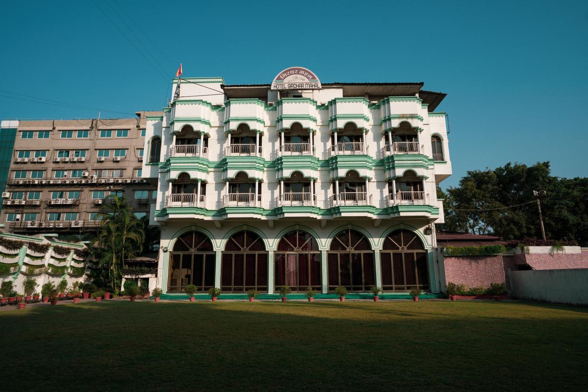 Hotel Girdhar Mahal Indore Luaran gambar